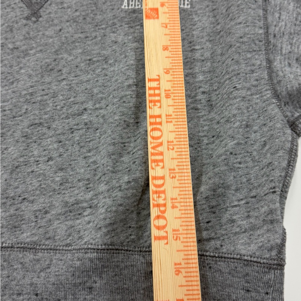 Abercrombie & Fitch Women's Gray Cropped Neck Sweatshirt Size Medium - Picture 8 of 8